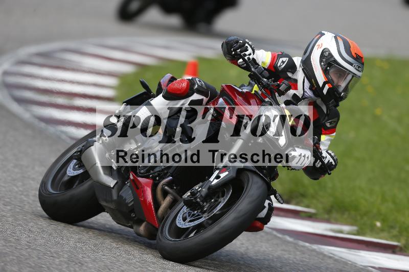 /53 16.09.2025 Track Day Domi Aegerter ADR/Gruppe gelb/111